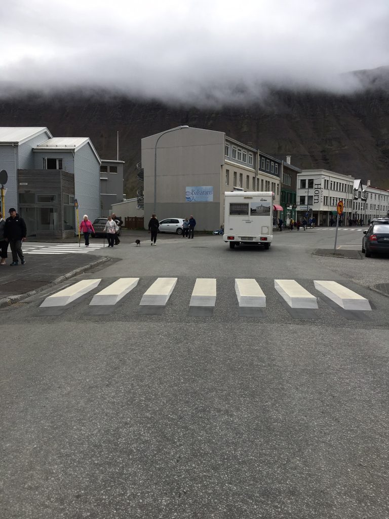 Isafjordur 3d Crossing